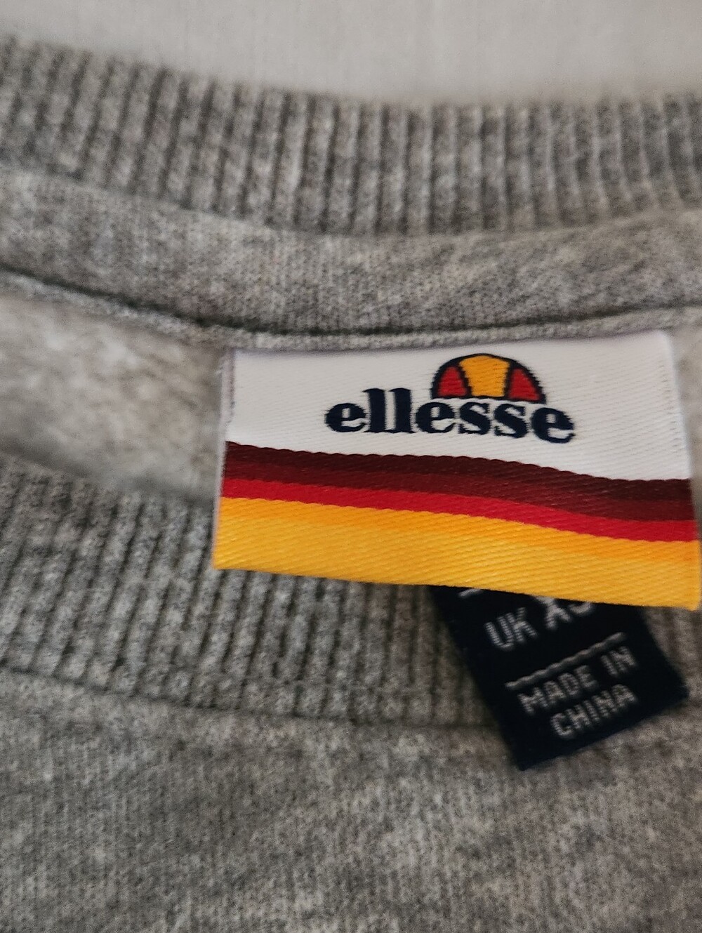Ellesse Crew Neck - Picture 6 of 6